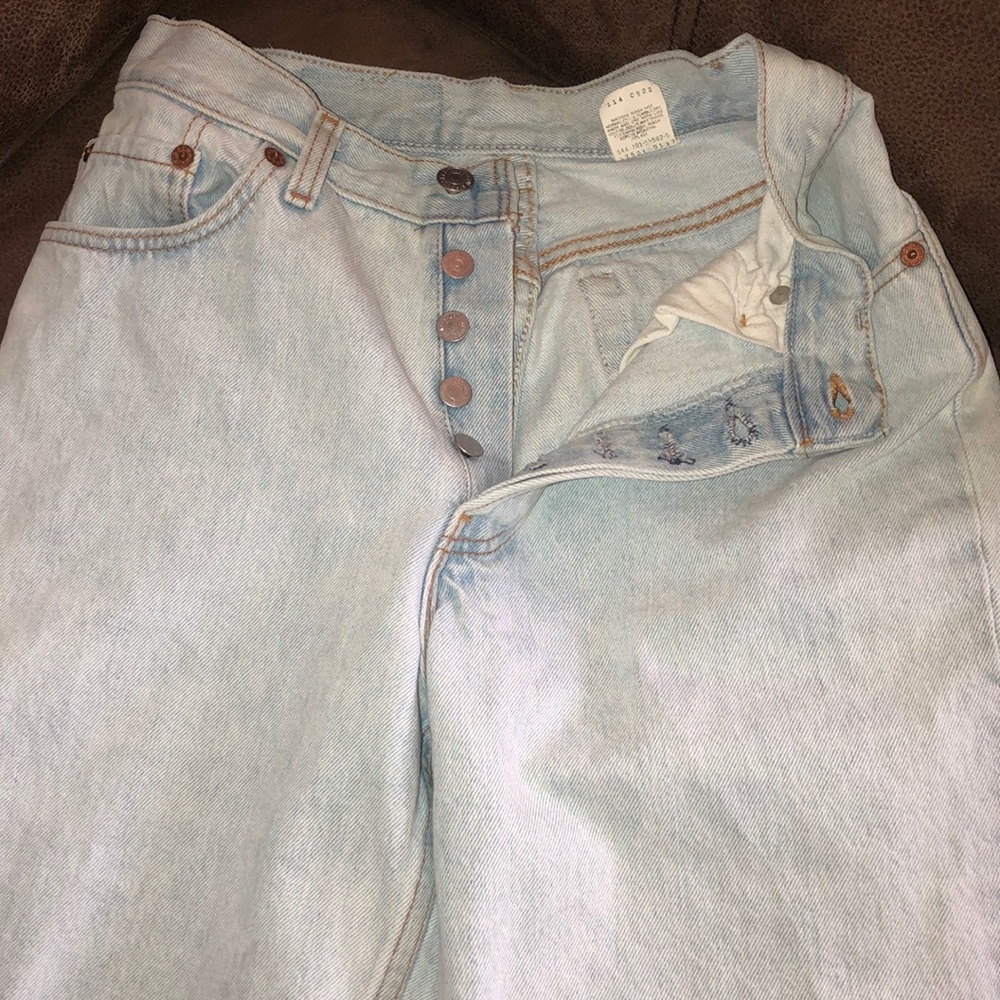 Very very rare knee shorts 501!! Thread hem, cute